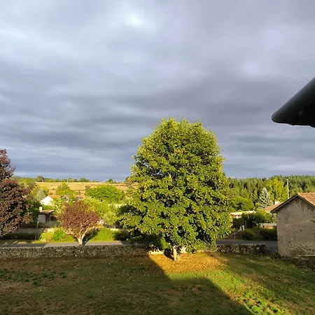 Chalet 2 En Auvergne, Avec Jardin, Ou Avec Terrasse *